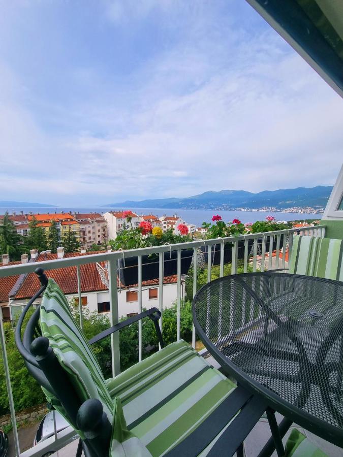 Apartment Rijeka With Sea View 외부 사진