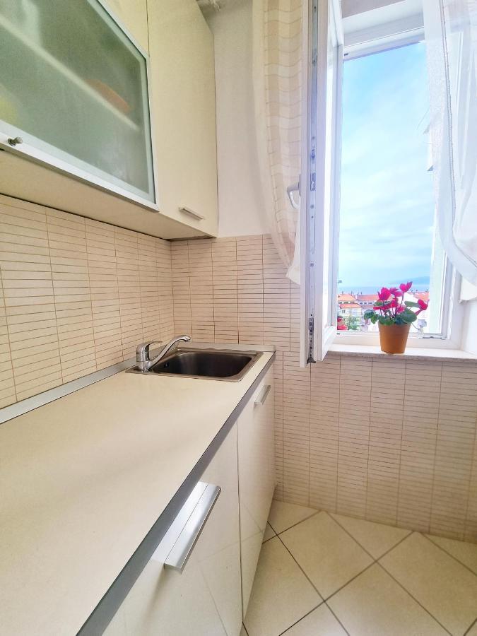 Apartment Rijeka With Sea View 외부 사진